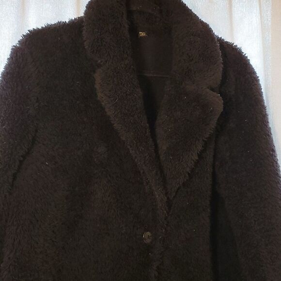 Uniqlo  Womens Faux  Fur Jacket in BLACK Size Medium - Picture 3 of 5